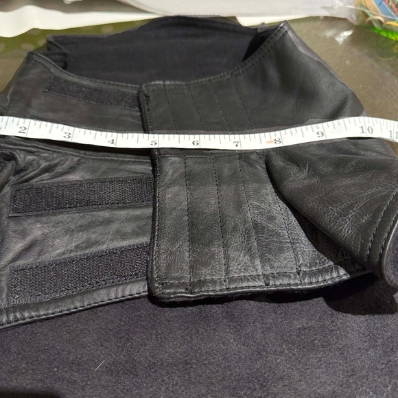 SCARF/NECK WARMER, LEATHER WITH SOFT FLEECE INSIDE, VELCRO CLOSURES, - Picture 7 of 10